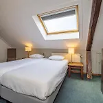 フレッチャー レストラン デ ブルグホーヴ ファルケンブルフ