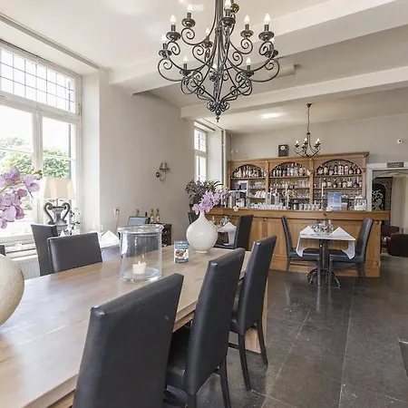 Fletcher Restaurant De Burghoeve Hotel