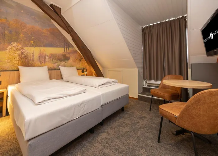 フレッチャー レストラン デ ブルグホーヴ 3*