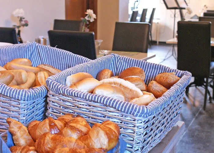 フレッチャー レストラン デ ブルグホーヴ 3* ファルケンブルフ