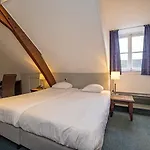 فندق Fletcher Restaurant De Burghoeve 3*