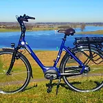 فندق Fletcher Restaurant De Burghoeve 3*