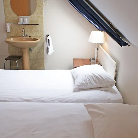 Fletcher Restaurant De Burghoeve Hotel 3*