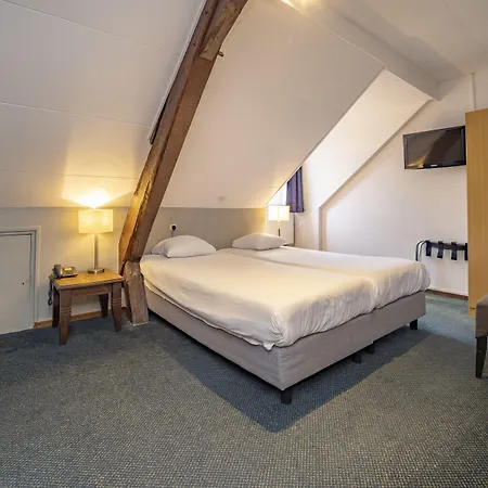 Fletcher Restaurant De Burghoeve فندق