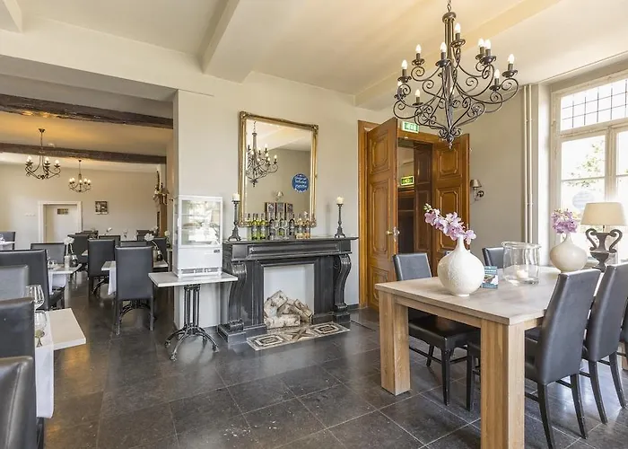 Fletcher Restaurant De Burghoeve Отель 3*