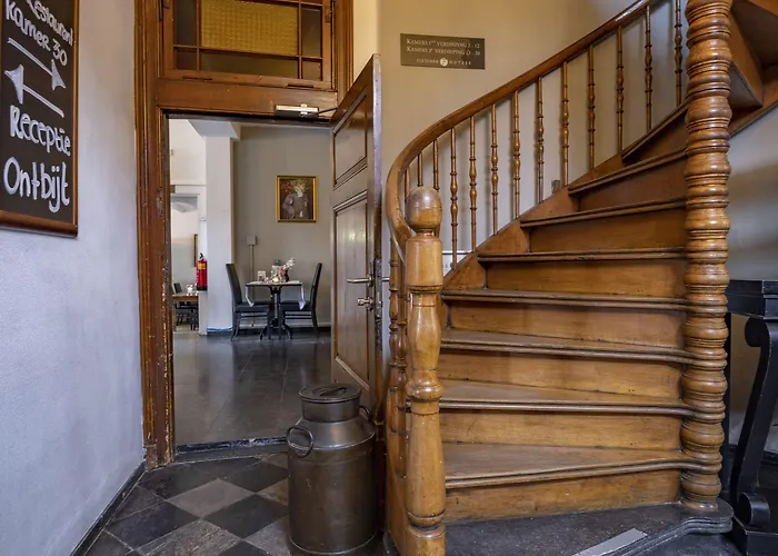 Отель Fletcher Restaurant De Burghoeve