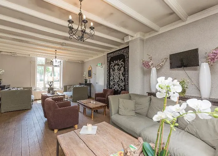 Fletcher Restaurant De Burghoeve 3* Валкенбург