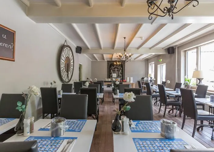 Fletcher Restaurant De Burghoeve 3* Валкенбург